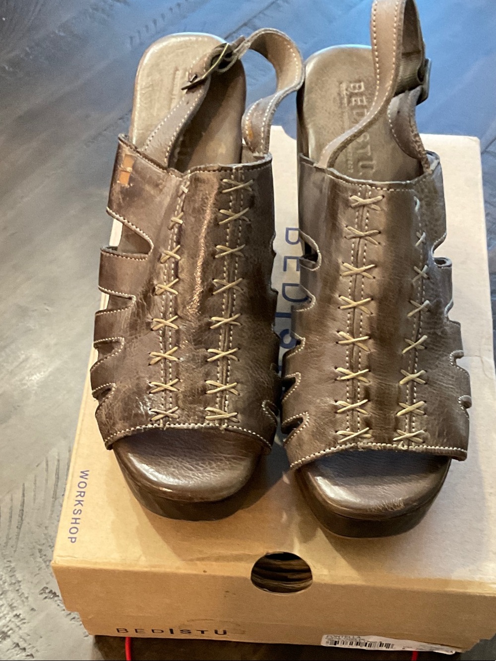 BED|STU Brown Leather Cross-Stitch Slingback Sandals